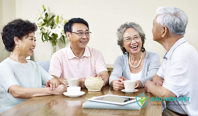 Lợi ích khi mua bảo hiểm nhân thọ cho người già