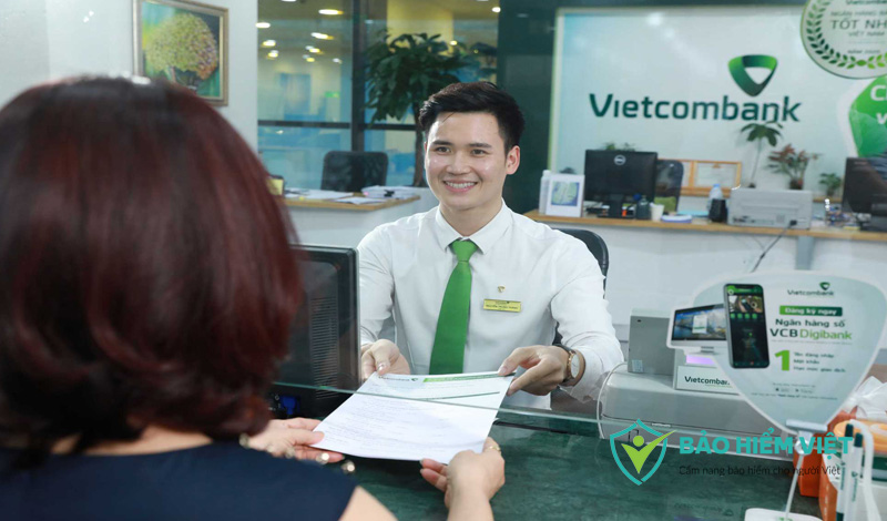 Quy trình vay vốn bằng bảo hiểm nhân thọ ngân hàng Vietcombank